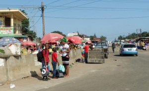 Maputo-busy-street